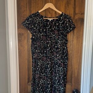 Max Studio Black Floral Midi Dress with Short Sleeves